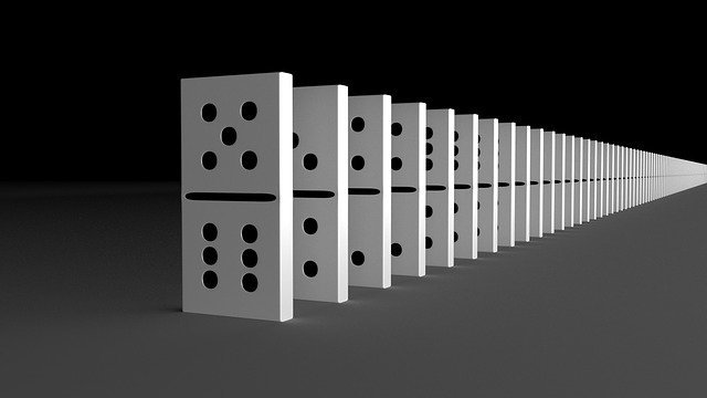dominoes